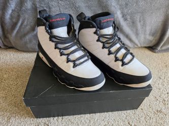 Air Jordan 9 Retro GS ‘Space Jam’ Size 9.5