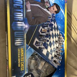 Dr Who Chess Set