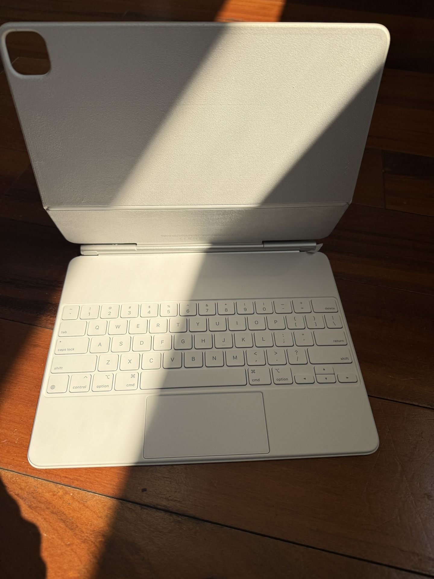 iPad 12.9 Magic Keyboard White