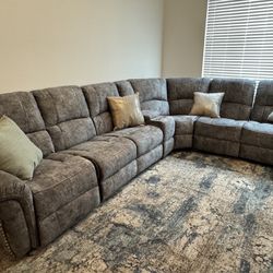 Sofa sectional With nailhead And Power Recliners 