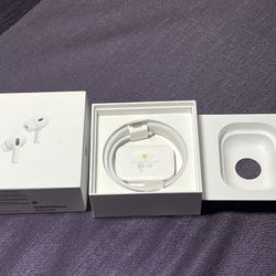 Apple Airpod Pro 2 box with usbc charging cable and buds