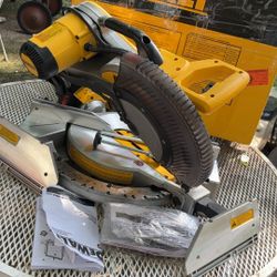 Dewalt Motor Saw 