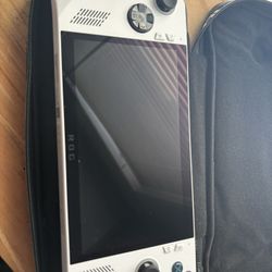Asus ROG Ally X AMD Ryzen Z1 Extreme 24GB RAM 1TB