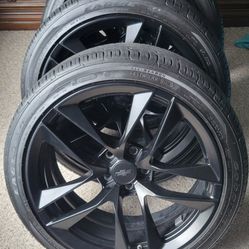 Chevrolet LT1 Camaro premium alloy wheels