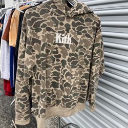 $50 for all, boys, teenagers clothing, good for age 8-9-10-13-14, used bath in great conditions