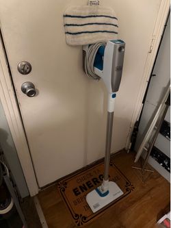 Black & Decker floor steam mop