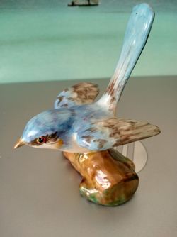 Vtg Wren Bird Figurine J.T.Jones