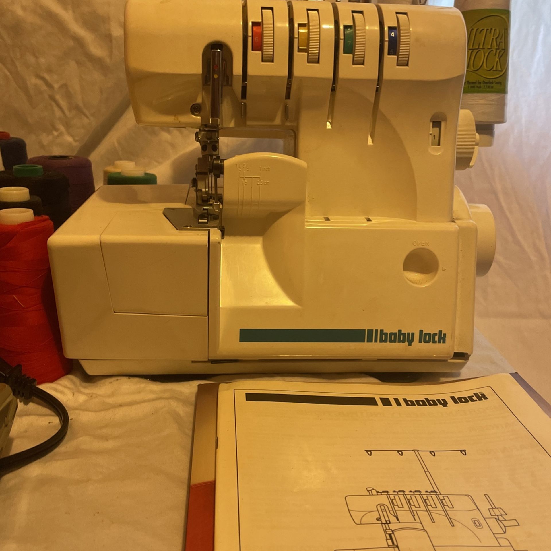 Serger BL 400
