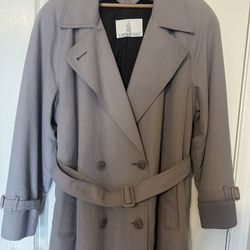 London Fog Women’s Raincoat - Size 12R