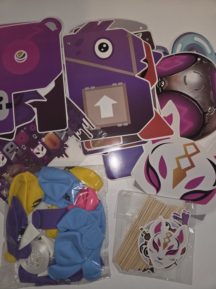 Fortnite PARTY Supplies