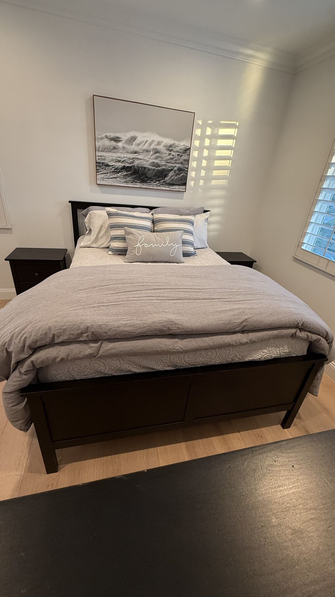 IKEA bedroom set - Black