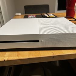 Xbox One S 500gb