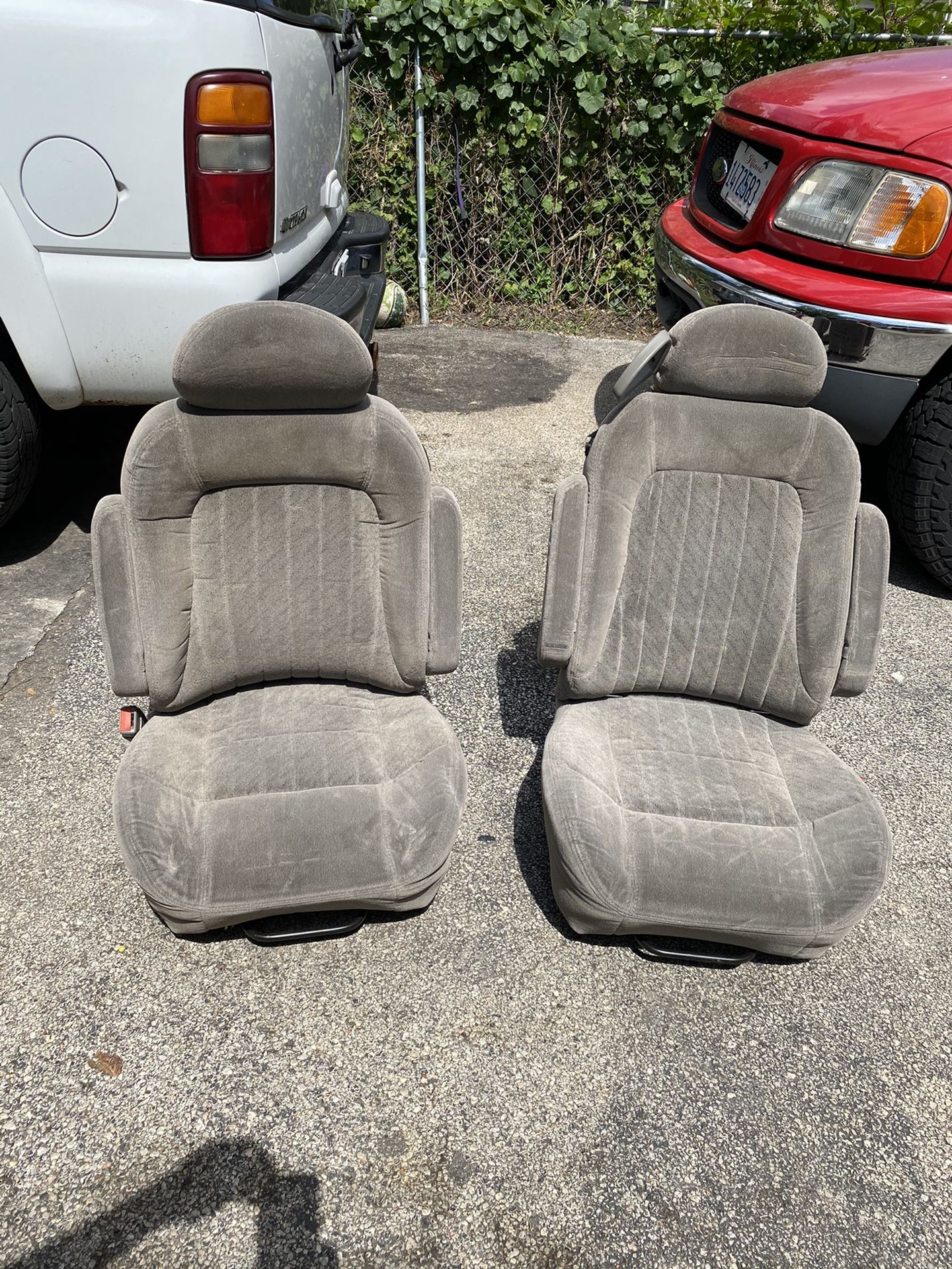 Astro van sec seats