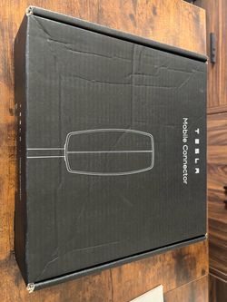 Tesla Mobile Connector GEN 3 brand new inbox