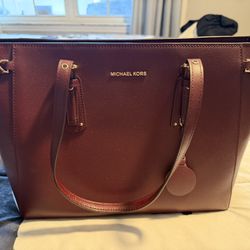 Michael Kors Purse With Matching Wallet