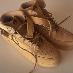 Nike Air Force 1 (Size 10)