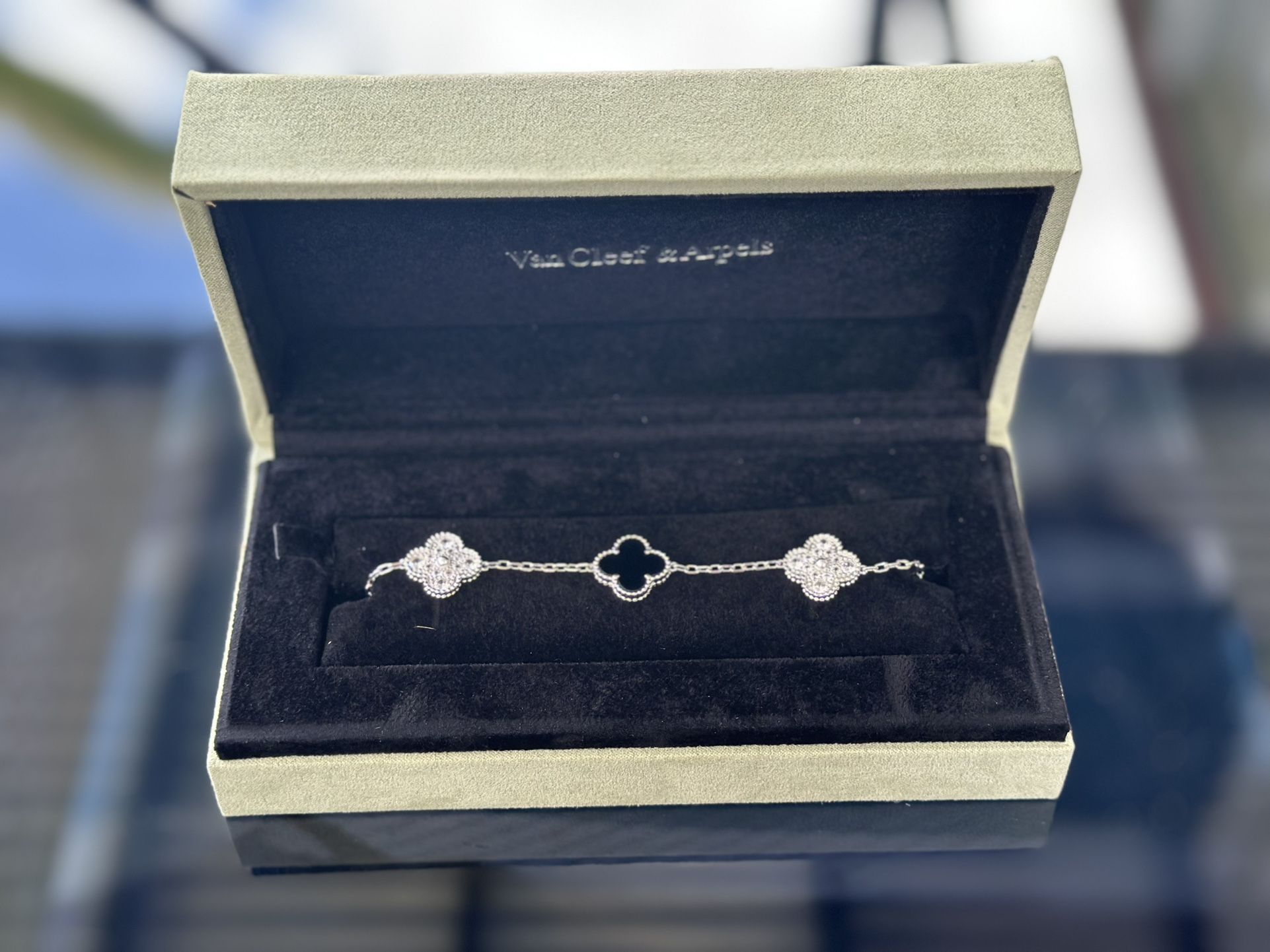 Van Cleef Style Black Onyx Bracelet ⚫️ | Gold Plated + Box