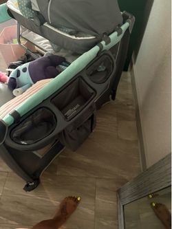 Portable Play Pen