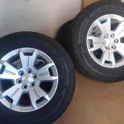 Bendo 4 Llantas Con Rines Para Una Chevi Colorado Numero 17 