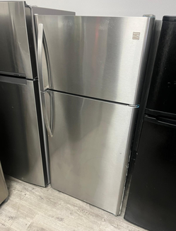 Kenmore Top Freezer Fridge – Stainless, 19 cu ft, Clean