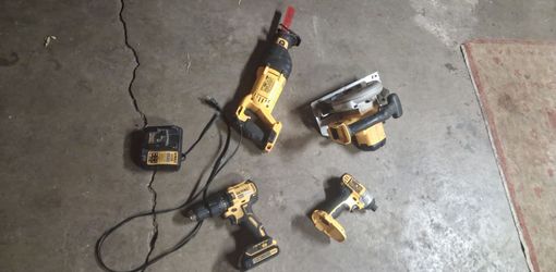 Dewalt Tool Set