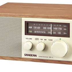 Sangean WR11 Wood Cabinet AM/FM Table TOP Radio