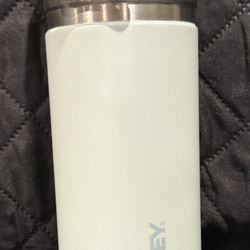 Stanley Tumbler Coffee Cup Mint Green Holing Strap Thermo 24 Ounce