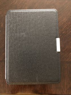 Kindle Paperwhite leather case - onyx black color