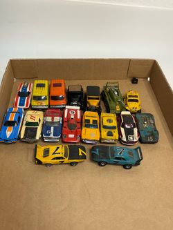 Vintage Original AFX slot car lot of 17 HO Scale electric racing toy