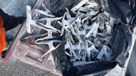 Heavy duty clips