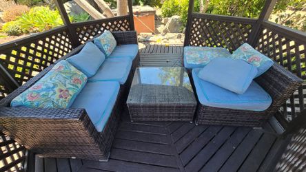 Outdoor patio set