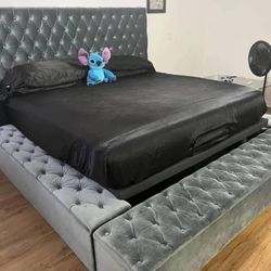 Queen Bed For Sale. Ask For Price 