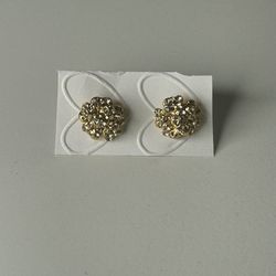 Gold Flower Earrings With Cubic Zirconia Detail