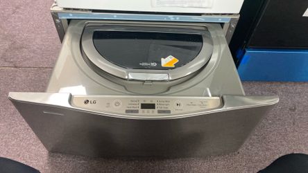 LG.   1.0 cu  ft sidekick Pedestial Washer WD200CV - 1 year Warranty
