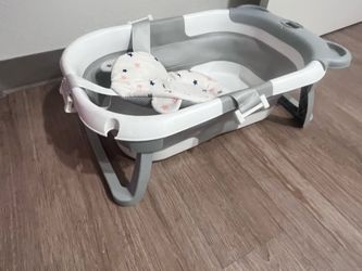 Baby Seat and baby bath tub