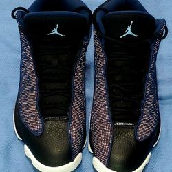 2022 Jordan 13 Navy Retro Like New Size 10.5