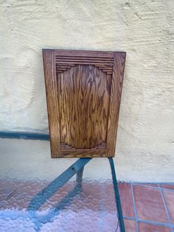 Solid oak kitchen cabinet door with hinges 3-27x17 1/2 3- 22x13 2- 22 x14 3/4 2- 27x13 4- 22x18