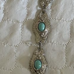 VTG 1960s Silver Colored Bracelet -Almond Shaped Links & Turquoise Colored Stone