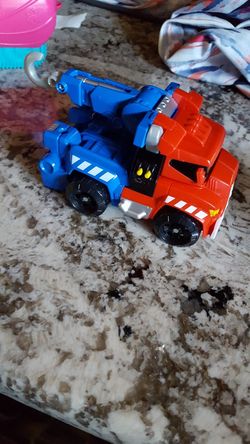 Transforner truck