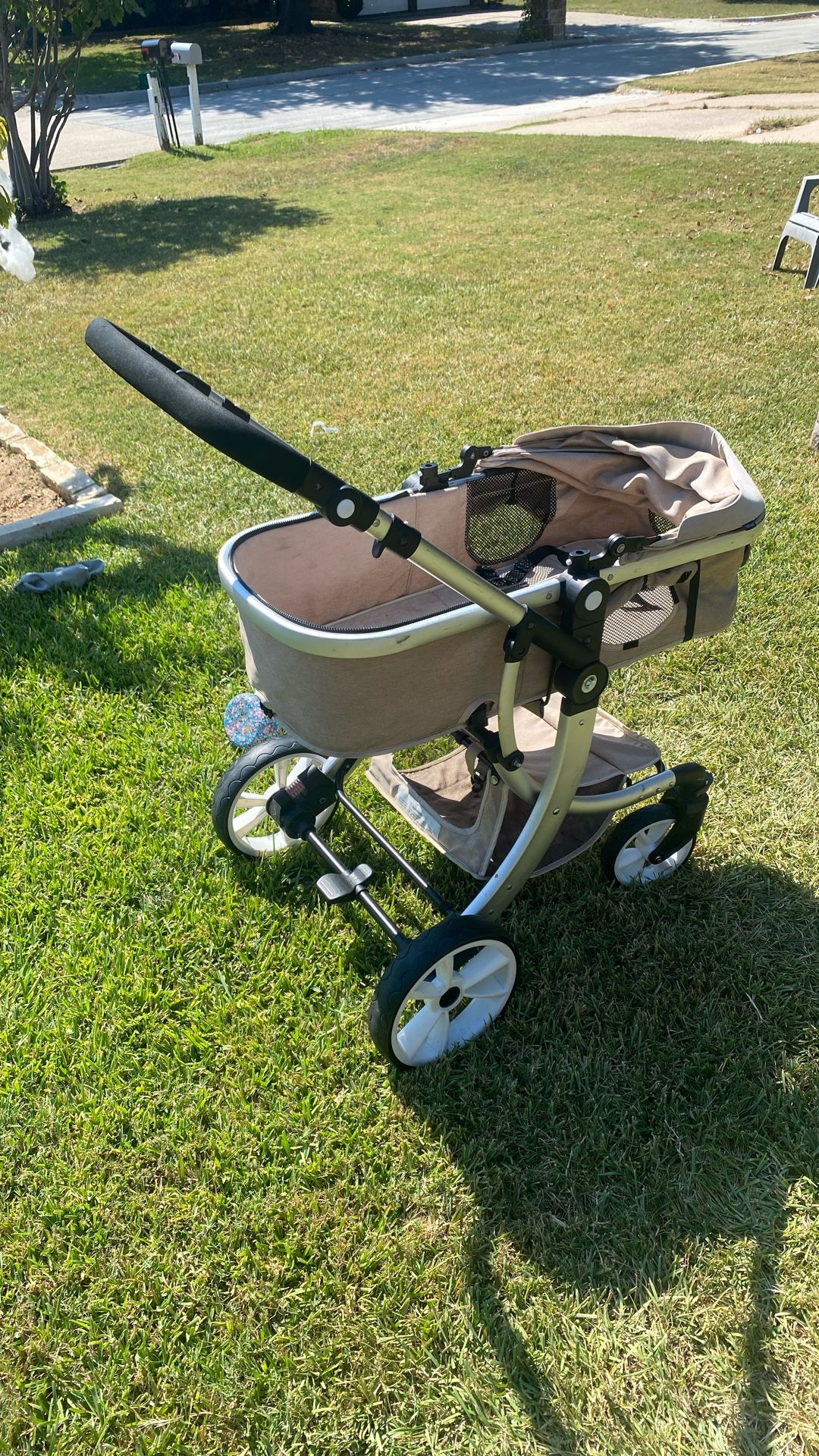Baby Joy Stroller/bassinet
