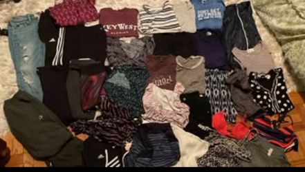 lot 40 pcs Women girls teenager Designer brandy melville, madewell, jcrew, athleta, nike size XS
