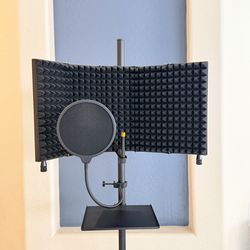 Microphone Isolation Shield w/ Stand & Pop Filter – Full Setup