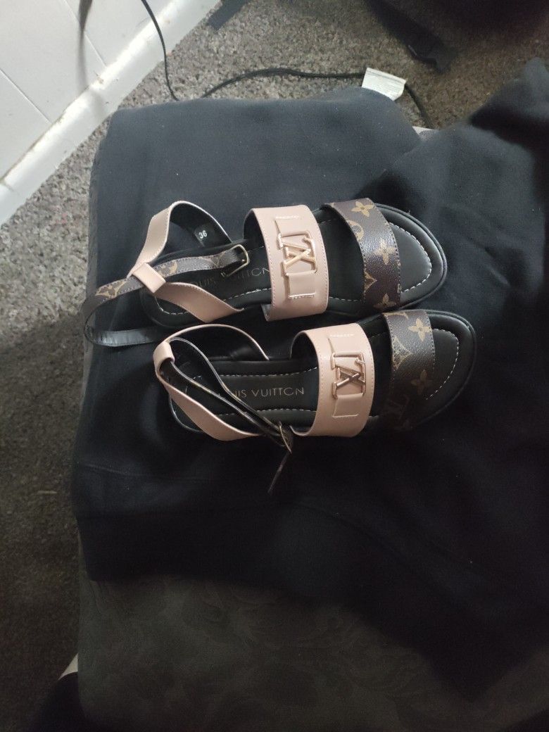 Louis Vuitton Sandals