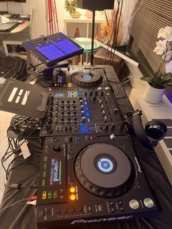 Cdj 900 nexus mixer setup with 850 cdjs