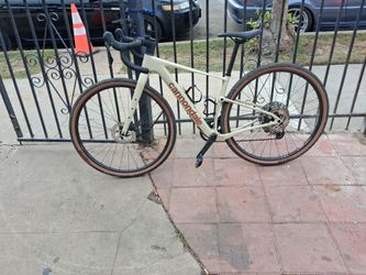 Cannondale Gravel Bike