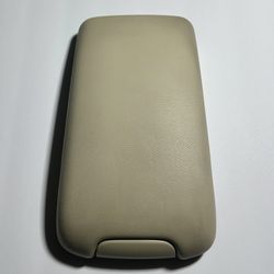 Armrest / Center Console Lid for W203 Mercedes-Benz C230 C250 C300 Light Beige