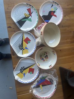 Vintage plates carnival