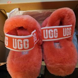 UGG Women's Slippers