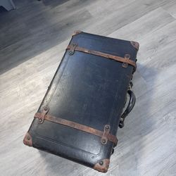 Victorian Antique Suitcase Luggage Vintage Movie Film Prop