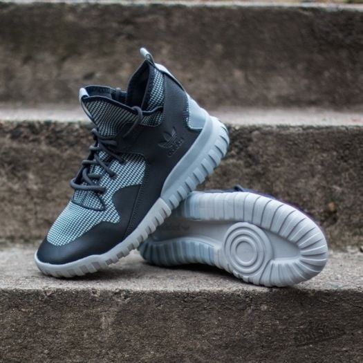 Adidas Tubular Size 9.5 (Only Worn Once) Like New